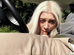 Grosser schwanz, Blondine, Kehlenfick, Füsse, Fetisch, Würgen, Im freien, Tätowierung