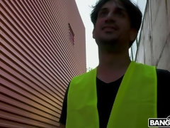 Amateur, Éjaculer dans la bouche, En levrette, Fille latino, Public, Chevaucher, Rasée, Plan cul à trois