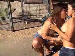 Постарше, Пальцем, Поцелуи, Лесбиянка, Мастурбация, Милф, Мамочка, Табу