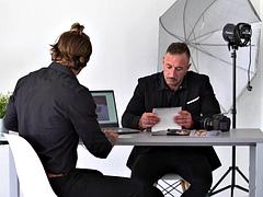 Blasen, Pummelig, Spermaladung, Handjob, Hardcore, Schlampe, Ablutschen, Flotter dreier