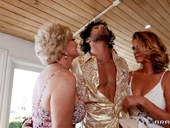 お尻, 黒人, フェラチオ, ハードコア, 熟年, ポルノスター, オマンコ, 三人