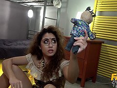 Cul, Grosse bite, Sucer une bite, Tir de sperme, En levrette, Fille latino, Petite femme, Rugueux