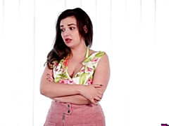 Gros cul, Gros seins, Brunette brune, Poupée, Doigter, Mère que j'aimerais baiser, Solo, Dénudage