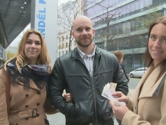 Блондинки, Минет, Две девушки, Ласковые ручки, Милф, От первого лица, На публике, Втроем