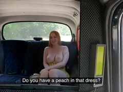 Grote mammen, Blond, Hondjeshouding, Hongaars, Orgasme, Gezichtspunt, Openbaar, Tiener