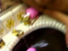 アメリカ人, 浴室, デカパイ, フェラチオ, 口内発射, チン, ハードコア, 淫乱熟女