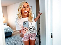 Gros cul, Grosse bite, Gros seins, Blonde, Sucer une bite, Pov, Maigrichonne, Adolescente