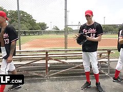 ベッドルーム, デカ尻, デカパイ, フェラチオ, クリトリス, 手コキする, オッパイの, ユニフォーム