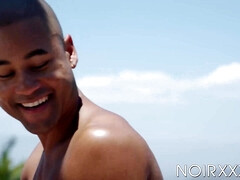 Grosser schwanz, Schwarz, Blasen, Kehlenfick, Schwanz, Schwul, Interrassisch, Küssen