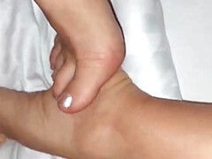 Leie, Blondine, Geile alte tussi, Füsse, Hausfrau, Reif, Pov, Ehefrau