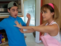 Cul, Sucer une bite, En levrette, Branlette thaïlandaise, Léchez, Mère que j'aimerais baiser, Chatte, Rasée