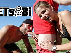 Bisexual, Mamada, Pareja, Penetracion con dedos, Pajear, Hd, Al aire libre, Público