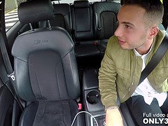 Pijpbeurt, Hardcore, Hd, Ruw, Schreeuwen, Tatoeage, Tiener, Slet