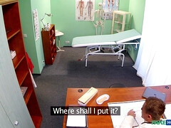Leie, Blasen, Vollbusig, Arzt, Handjob, Büro, Uniform, Spanner