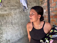 Amateur, Sucer une bite, Habillées, Fille latino, De plein air, Pov, Adolescente