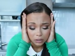 お尻, デカ尻, フェラチオ, バック, 手コキする, ハメ撮り, ストリッピング, ティーン