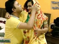 ぽっちゃり, カップル, 足コキ, 自家製, ホテル, 淫乱熟女, 母, オッパイの