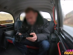 Amerikanisch, Arsch, Hundestellung, Aufs gesicht abspritzen, Frau, Jeans, Muschi, Tätowierung