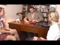 Blond, Pijpbeurt, Sperma shot, Schattig, Vriendin, Spion, Tiener, Trio