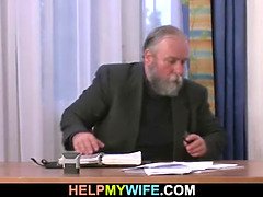 Old dad s her suck his dick