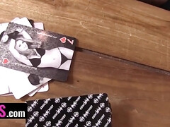 18 jahre, Fingern, Spiele, Lingerie, Natürlichen titten, Orgasmus, Schreiend, Jungendliche (18+)