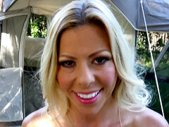 Blasen, Braunhaarige, Schwanz, Aufs gesicht abspritzen, Gruppe, Milf, Pov, Spanner