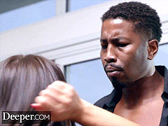 Grosse bite, Noire, Sucer une bite, Faciale, Le plan cul à quatre, Lingerie, Orgasme, Rousse roux