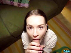 18 jaar, Grote lul, Pijpbeurt, Hondjeshouding, Natuurlijke tieten, Mager, Tiener, Tieten likken