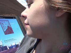 Playa, Morena, Novia, Desnudo, Pequeña, Pov, Público, Mojado