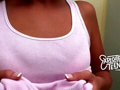 18 ans, Amateur, Grosse bite, Sucer une bite, Tir de sperme, Faciale, Grande, Adolescente