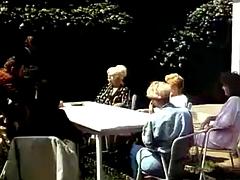 Grosse titten, Blondine, Blasen, Titten, Vintage
