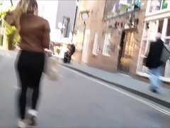Britannique, Voyeur
