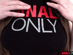 Gros seins, Brunette brune, Tir de sperme, En levrette, Poilue, Naturelle, Seins naturels, Lécher le sphincter