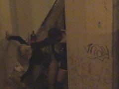 Blond, Pijpbeurt, Hondjeshouding, Ondergoed, Buiten, Geschoren, Schoenen, Tiener