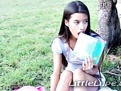 Amateur, Morena, Masturbación, Pequeña, Coño, Afeitado, Adolescente, Tetas