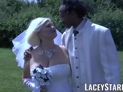 デカ尻, ブロンド, フェラチオ, 結婚, お婆さん, ハードコア, 異人種間, フェラする