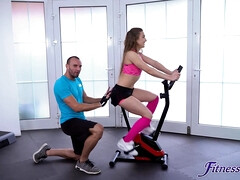 Pijpbeurt, Hondjeshouding, Sportzaal, Hd, Likken, Kut duiken, Billekoek, Tieten likken