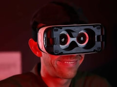 お尻, ブロンド, フェラチオ, 手コキする, 淫乱熟女, 剃毛, ストッキング, オッパイの