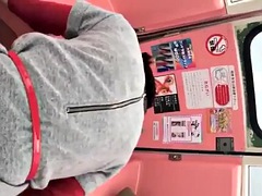 Asiatique, Gros seins, Sucer une bite, Éjaculation interne, Hard, Japonaise, Public, Nénés