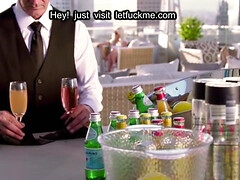 In den arsch, Blondine, Blasen, Braunhaarige, Hardcore, Hd, Zierlich, Flotter dreier