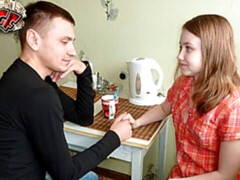 Blonde, Sucer une bite, Cocu, En levrette, Fétiche, Russe, Rasée, Adolescente