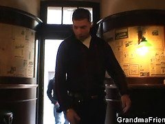 Belle grosse femme bgf, Gros seins, Blonde, Mamie, Mature, Maman, Réalité, Plan cul à trois