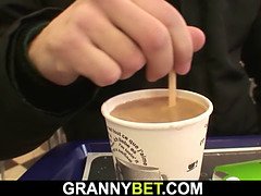 Grosser arsch, Blasen, Grossvater, Oma, Riesig, Realität, Reiten, Titten