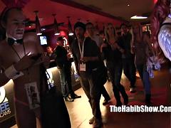 Asiático, Verga grande, Negro, Mamada, Ébano, Grupo, Trio, Tetas