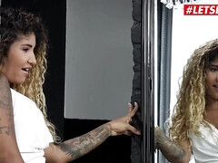 Nana, Gros cul, Grosse bite, Gros seins, Sucer une bite, Interracial, Pov, Nénés