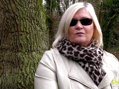 Gros seins, Blonde, Britannique, Plantureuse, Lesbienne, Masturbation, Mature, Mère que j'aimerais baiser