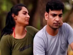 Enthousiasteling, Grote mammen, Indisch, Masturbatie, Rijpe lesbienne, Moeder die ik wil neuken, Buiten, Tieten likken