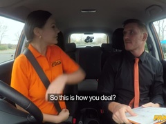 Blasen, Auto, Hundestellung, Handjob, Im freien, Pov, Muschi, Arsch lecken