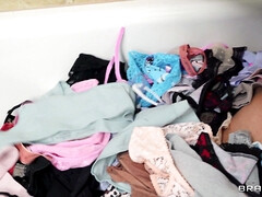 Eva Alvarez is sucking Xander Corvus' cock