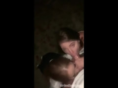 Любители, Брюнетки, Колледж, Сперма во рту, На природе, От первого лица, На публике, Сосущие